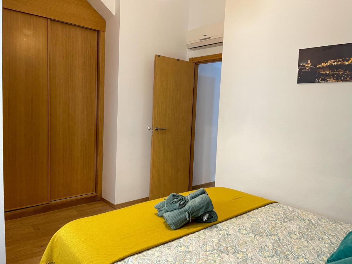Quiet Apartment In The Heart Of Malaga Pool & Free Parking Exterior photo